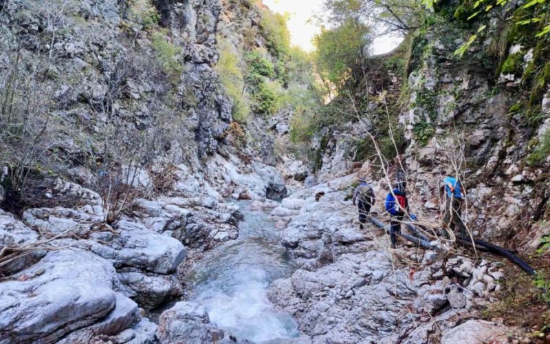 Vrijedne ruke omogućile da Kostajnica u Neretvici ponovno dobije vodu nakon poplava