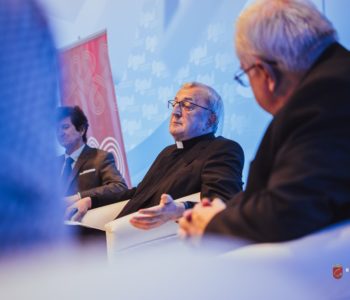 MONS. TOPIĆ: “Molimo za žrtve, ali i za pravedan mir u BiH”