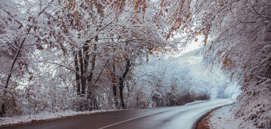 BIHAMK: Vozači vozite oprezno, moguća poledica i odroni na cesti