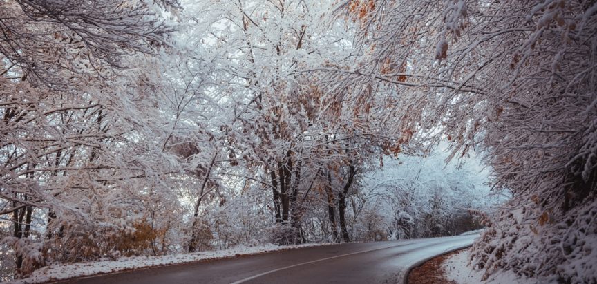 Oprez zbog poledice u višim predjelima, na mostovima i prilazima tunelima