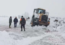 Kaos u Bosanskom Petrovcu: U tijeku akcija spašavanja trudnice i žene koja diše uz pomoć aparata