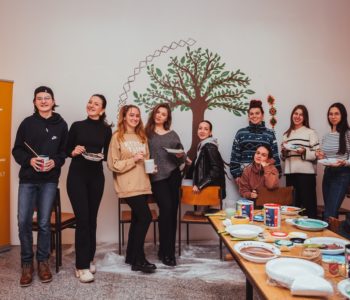 Mladi oslikali mural u okviru projekta SCENA-Suvremena čarolija entuzijazma mladih aktivista