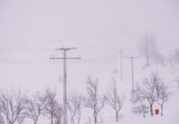 Uslijed snježnog nevremena otežano snabdijevanje električnom energijom, elektromonterske ekipe danonoćno na terenu