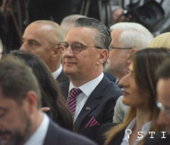 SINDIKAT SVEUČILIŠTA Ni sramotno niske plaće nisu uplaćene profesorima, rektoratu pak jesu