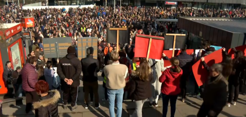 Masovni mirni prosvjedi u Zenici protiv inflacije i naglih poskupljenja osnovnih životnih namirnica