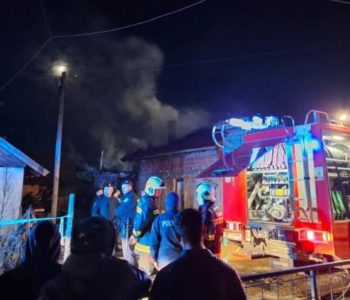 Izgorjelo troje djece: ‘Oni su spavali u potkrovlju, mama, tata i beba su uspjeli pobjeći kroz prozor’