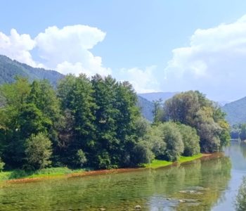 ZAGAĐIVAČI NERETVE U KONJICU: Tvrtka osam godina radi bez vodne dozvole, dobila sredstva od Fonda za zaštitu okoliša FBiH