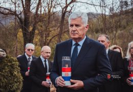 Profesor prijavio Dragana Čovića tužiteljstvu, tvrdi da kod njega nikada nije položio ispit za magisterij