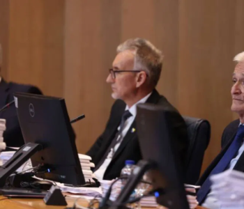 Većina od osam zastupnika napustila sjednicu nakon što je Špirić bahato prekršio Poslovnik