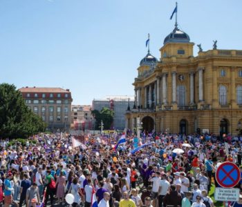 Jubilarni ‘Hod za život’ i dalje masovan u borbi za zaštitu nerođene djece