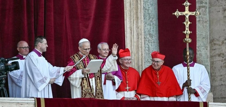Papa pozvao vjernike diljem svijeta na molitvu za mir
