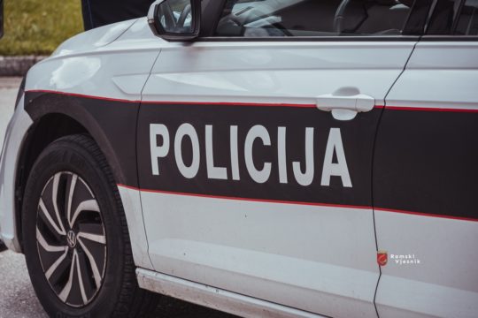Pretresi i privođenje u Rami