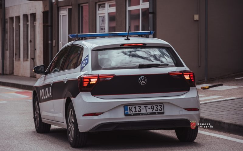 POLICIJSKO IZVJEŠĆE Ugostiteljski objekt radio duže od propisanog