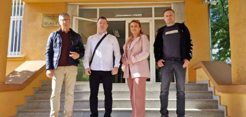 SINDIKATI ZDRAVSTVENIH RADNIKA: ’16. 5. je Dan D, onda krećemo u generalni štrajk’