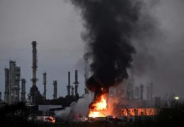 Deveti val iranskih napada, napad dronovima i projektilima trajao četiri sata, civilima naređen odlazak u skloništa