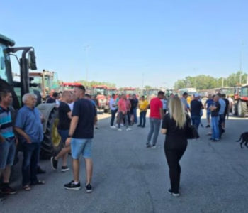 Poljoprivrednici blokirali terminal na granici BiH i Srbije