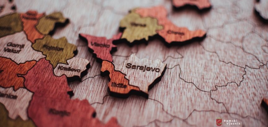 Bratske republike i domaći izdajnici u napadu na imovinu BiH