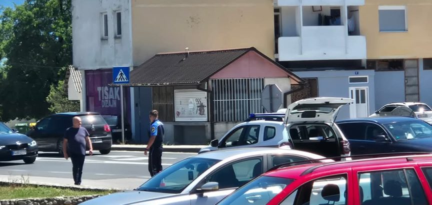 Pucnjava u Novoj Biloj iz automobila s arapskom zastavom