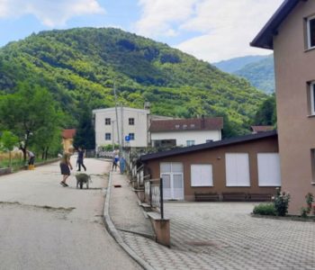 Uspješno provedena akcija čišćenja ulica u Gračacu i Trišćanima
