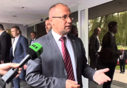 Bomba u Narodnoj skupštini Republike Srpske???