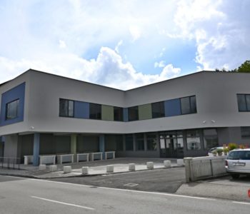 Javni poziv za zakup prodajnih mjesta – stolova u Gradskoj tržnici