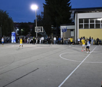 Završena grupna faza Noćnog malonogometnog turnira u Prozoru