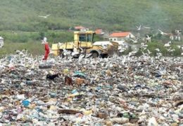 Mostarska deponija Uborak blokirana, otpad najvjerojatnije privremeno ide u Zenicu