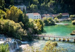 Hidroelektrana ‘Krka’ osvijetlila je Šibenik Teslinom strujom među prvim gradovima u svijetu