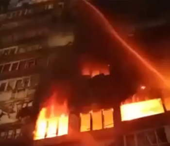 Rusi izveli masovni napad na Kijev, gorio neboder u centru grada, više osoba je povrijeđeno