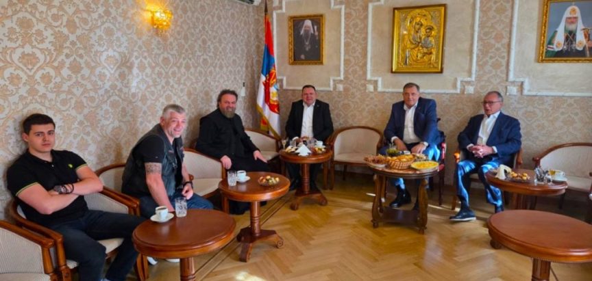 OTKRIVENO TKO U BiH REGRUTIRA ZA RUSE Više mladih iz BiH ide u Ukrajinu, nego iz Srbije OTKRIVENO TKO U BiH REGRUTIRA ZA RUSE Više mladih iz BiH ide u Ukrajinu, nego iz Srbije