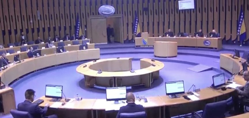 HDZ-ovci se nisu pojavili na sjednici gdje se trebalo odlučivati o smjeni Dodikovih kadrova