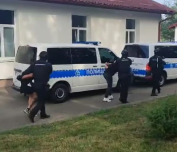 Policajac MUP-a HNŽ prevozio 53 kilograma droge