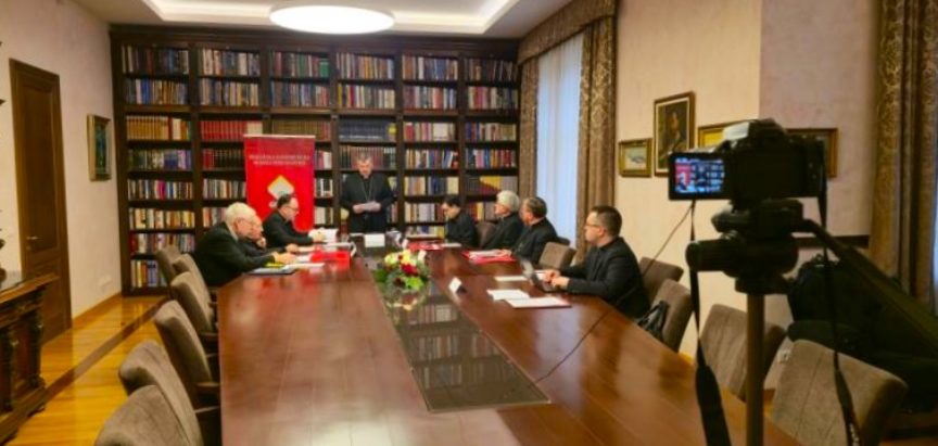 BISKUPI U BiH: “Pojedinci koji u medijima tumače vjeru govore u svoje ime, a ne u ime Crkve”