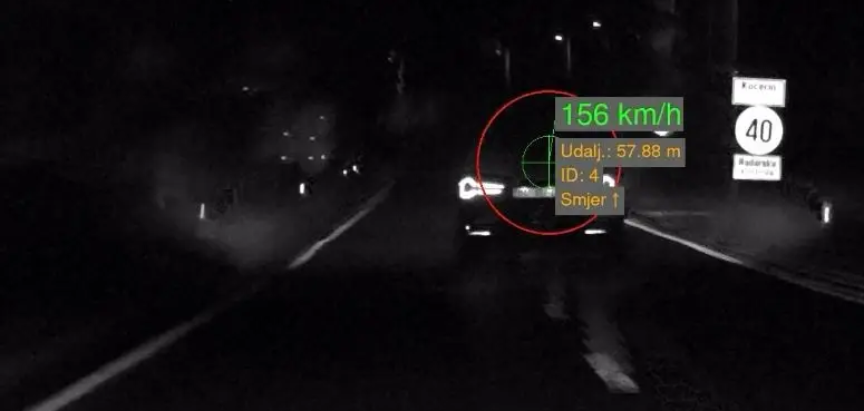 Vozači divljaju cestama, BMW jurio 155 km/h kroz naselje