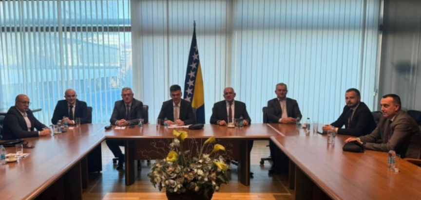 Pet hrvatskih stranaka dogovorilo zajednički izlazak na izbore