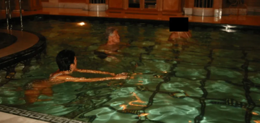 Novi Epsteinovi dokumenti puni poznatih imena: Clinton u jacuzziju, Jagger i Michael Jackson na fotografijama