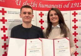 CRVENI KRIŽ FEDERACIJE BiH: Ivana Topić i Marin Knježević nagrađeni priznanjem Volonter godine