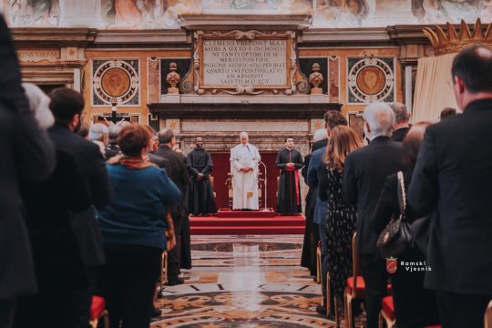 Kako se papa Lav XIV. bori s Trumpom