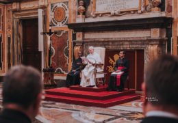 PAPA LAV XIV: Kockanje je pošast koja uništava obitelji