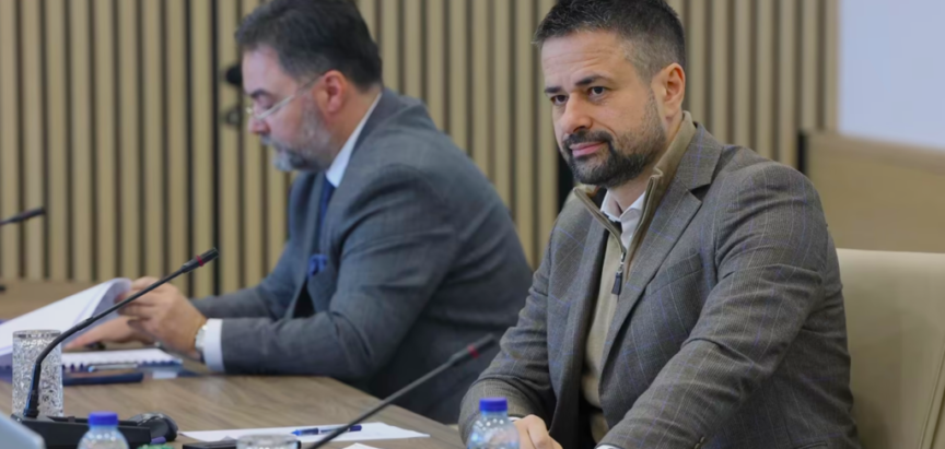 Ništa od sjednice, pregovarača i europskih zakona