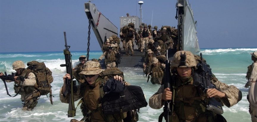 Amerikanci se ukrcali na tanker koji je pratila ruska podmornica