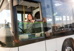 Marijana postala hit u Austriji, svaki dan vozi autobus od 15 tona i ruši predrasude