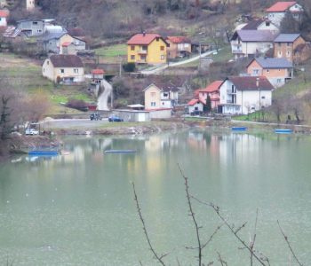 IZBORNA GODINA I PLUTAJUĆI OTPAD: Političke optužbe bez pokrića