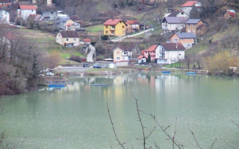 IZBORNA GODINA I PLUTAJUĆI OTPAD: Političke optužbe bez pokrića