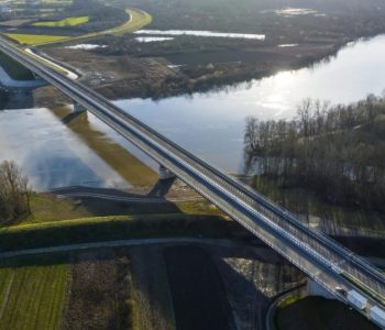 Most na granici  BiH i Hrvatske  sagrađen je prije četiri godine, još nije pušten, a kad će ne zna se