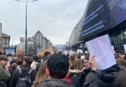 Novi prosvjedi u Sarajevu, mladi blokirali prometnice