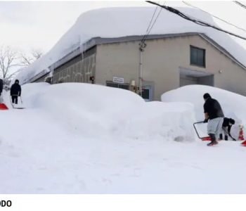 Japan zatrpan snijegom: 30 mrtvih, nanosi visoki 4,5 metara, vojska spašava ljude…