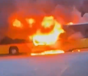 Muškarac se zapalio u autobusu, šest osoba izgubilo život