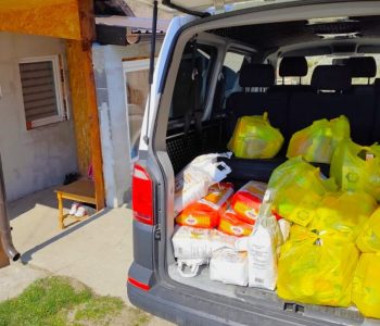 Crveni križ općine Prozor-Rama uoči blagdana podijelio pakete socijalno ugroženim stanovnicima