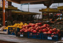 BHRT: ‘Sve skuplji život, troškovi u pet godina porasli 919 KM, plaće tek 670 KM’